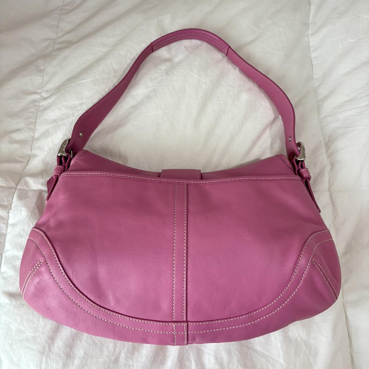 Coach Pink Soho Size Medium🩷🍒