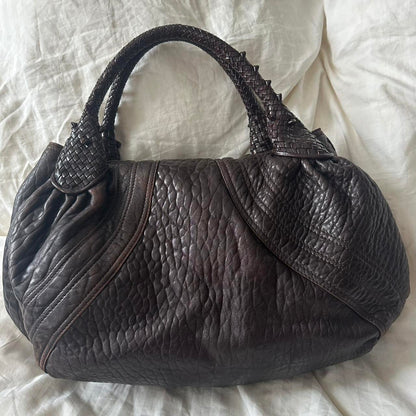 🍇💜Preowned FENDI SPY BAG🍇💜