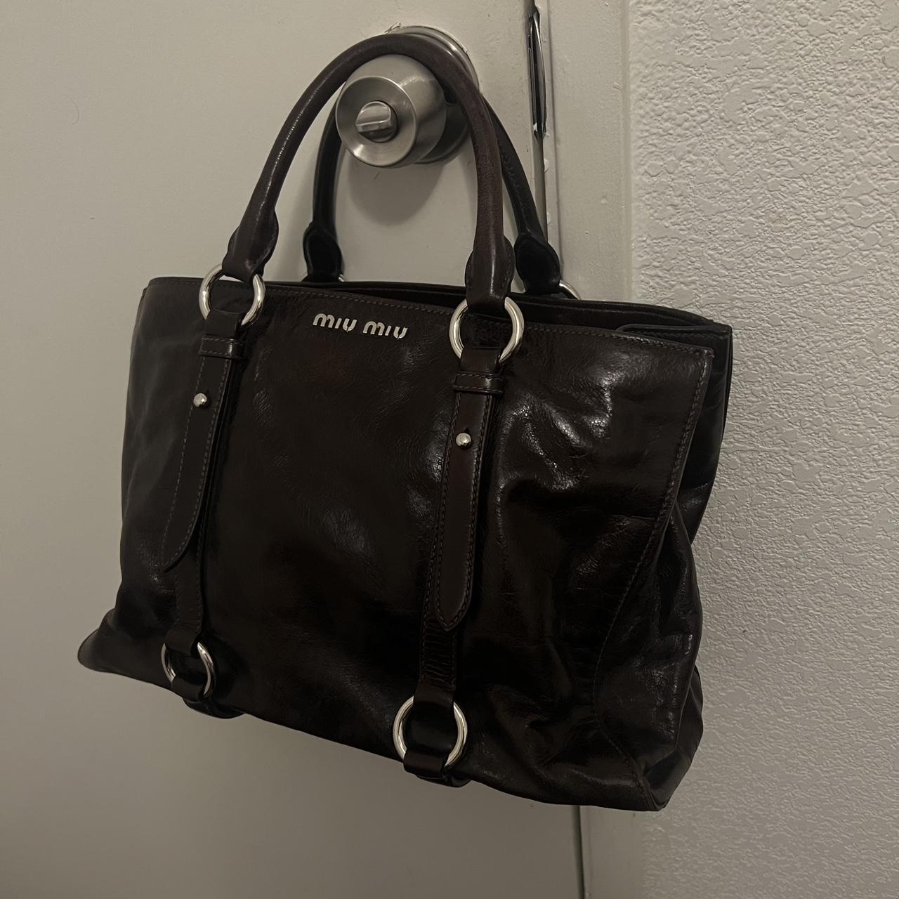 🍇💜Preowned dreamy Miu Miu leather bag🍇💜