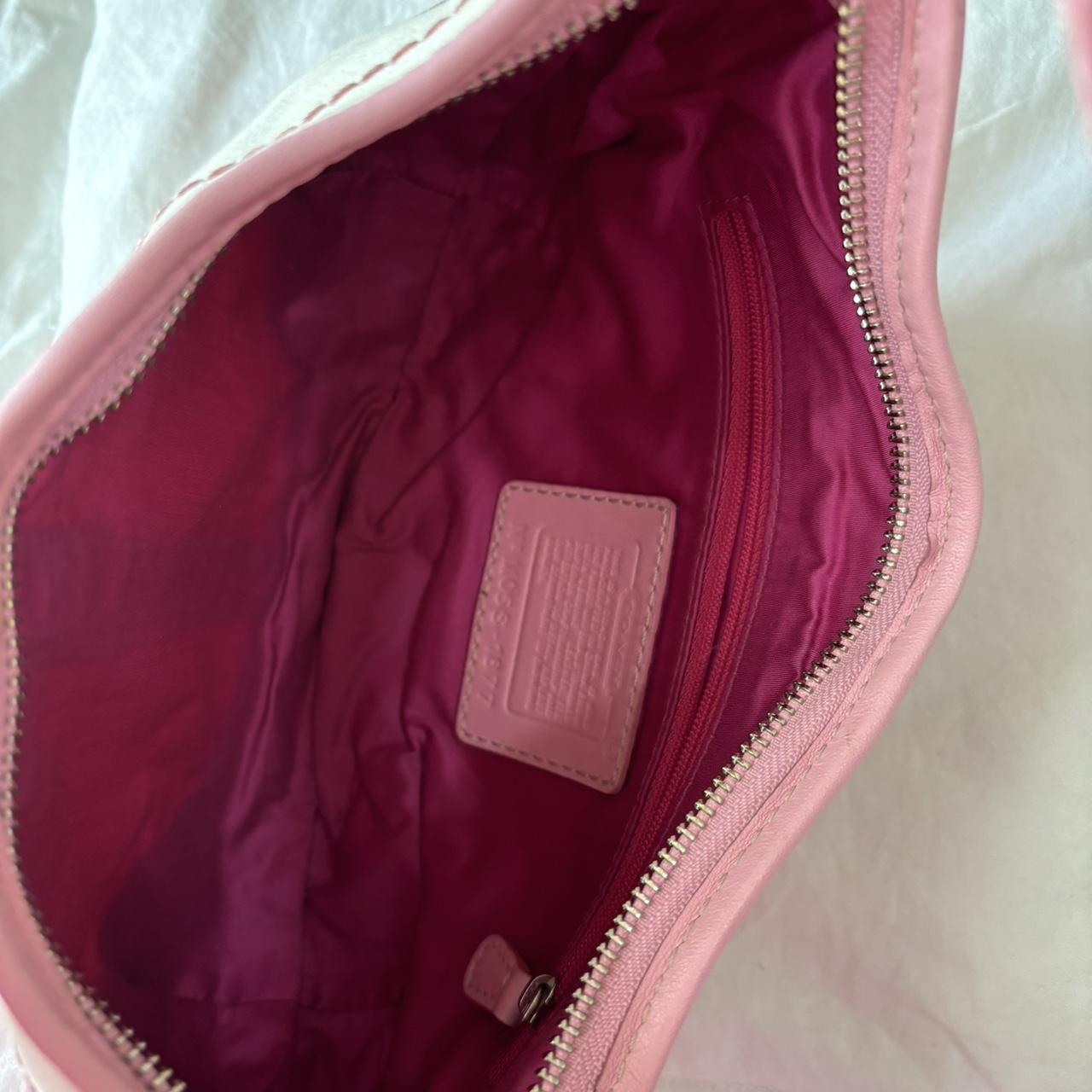 Coach Y2K Mini Pink Soho Hobo Bag🫐🪻