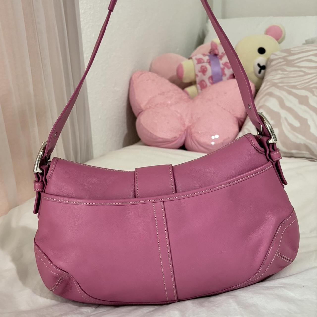 Coach Pink Soho Size Medium🩷🍒