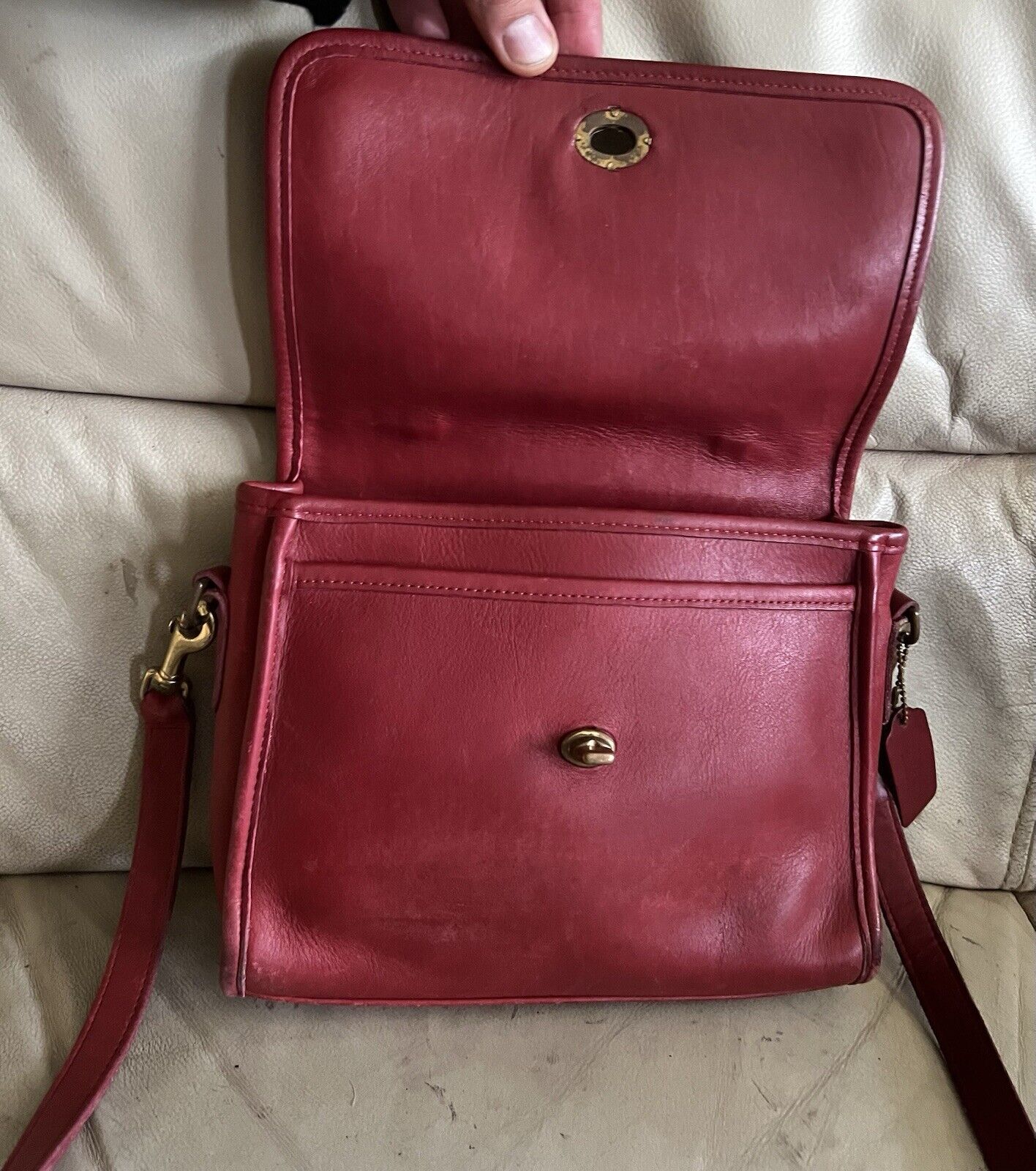 Vintage Coach Purse 9870 Red Leather Court Top Handle Bag Crossbody 🍒❤️‍🔥