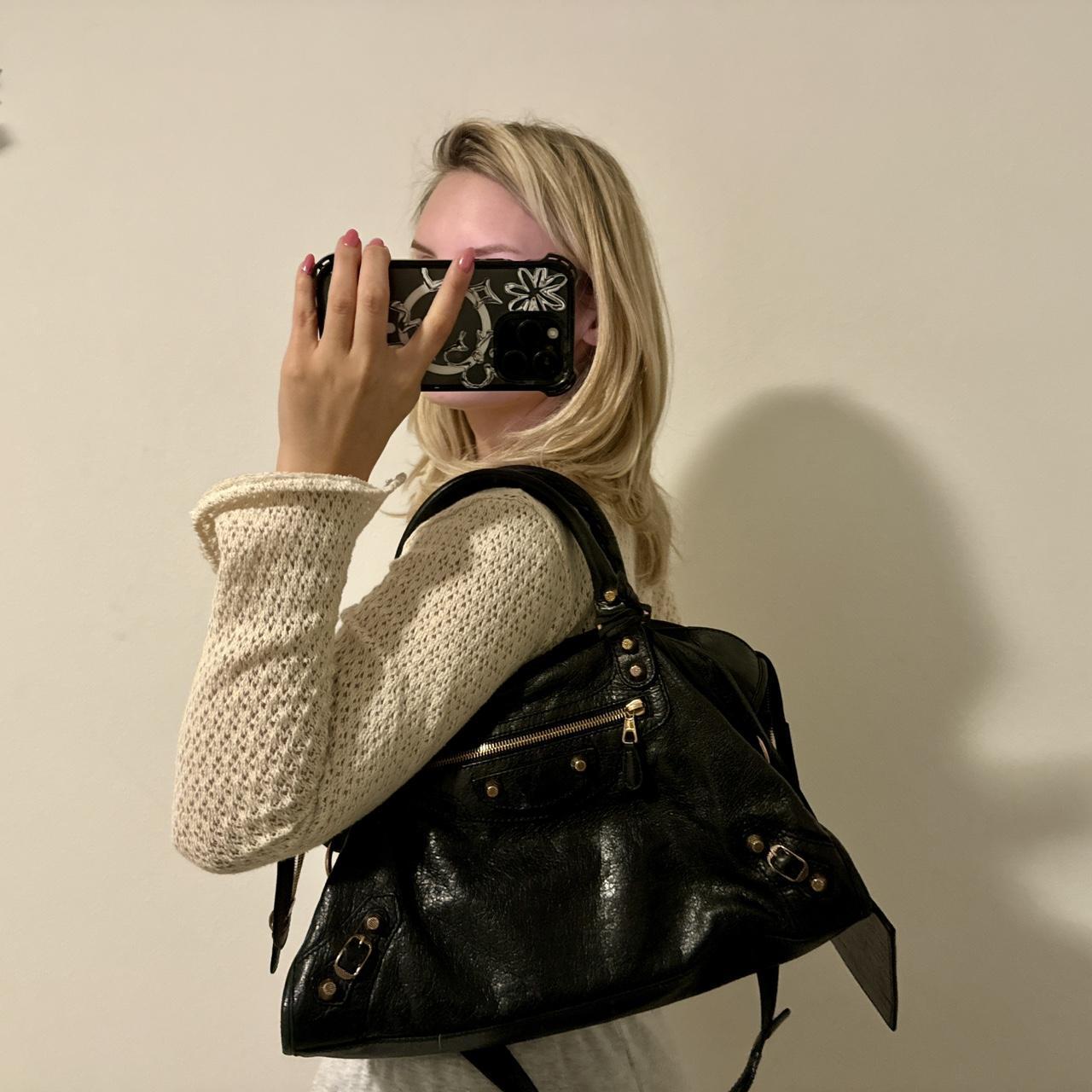 Preowned Authentic balenciaga city bag🍬⚡