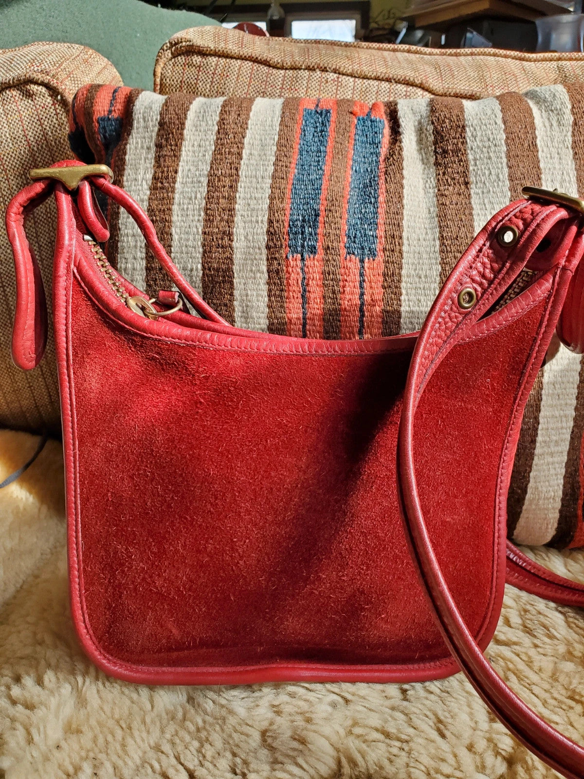 Coach Vintage Janice In Berkeley Suede Red🌺🩷