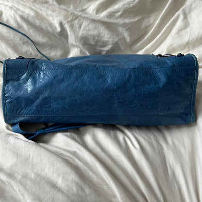 💜🍇Preowned BALENCIAGA ‘FIRST’ CITY BAG💜🍇