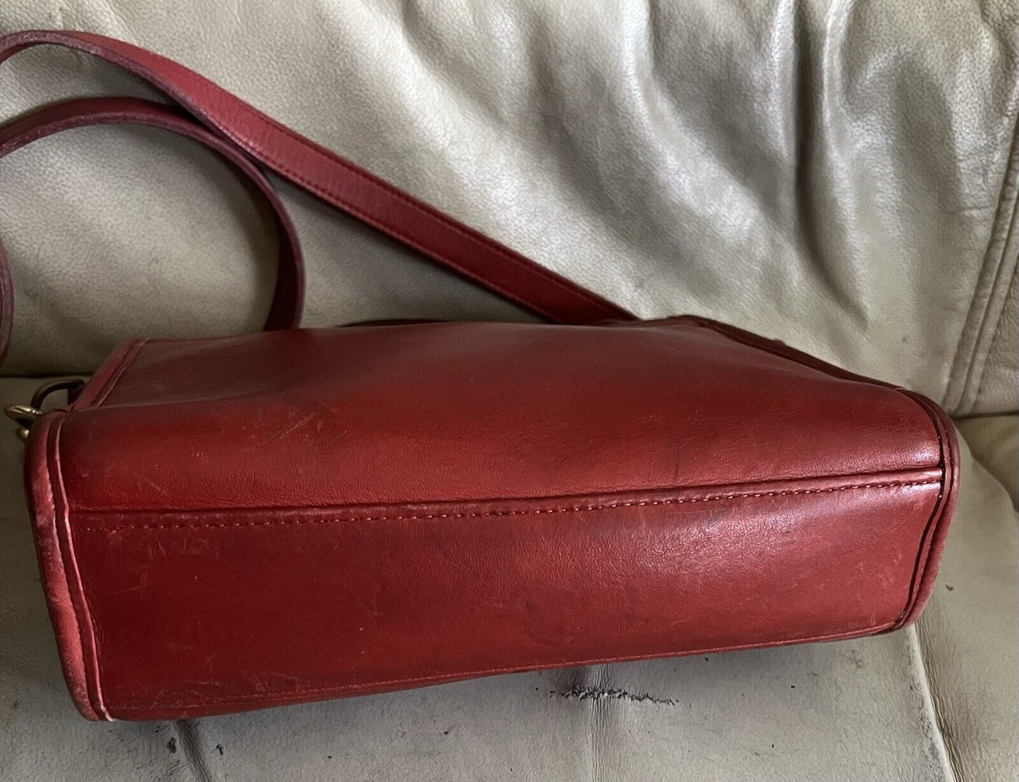 Vintage Coach Purse 9870 Red Leather Court Top Handle Bag Crossbody 🍒❤️‍🔥