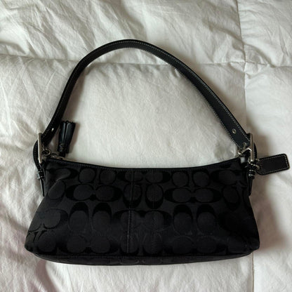 Vintage Coach East West Baguette Bag🌺🩷