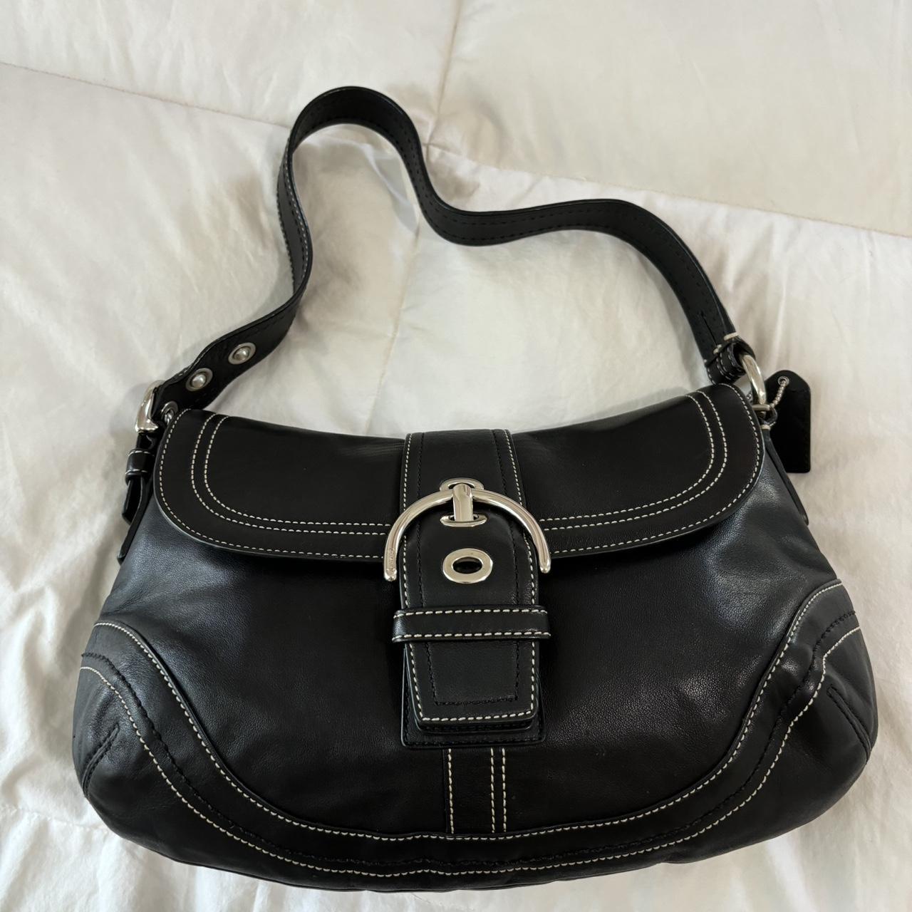 Coach Soho Size Medium🖤🍫