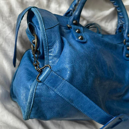 💜🍇Preowned BALENCIAGA ‘FIRST’ CITY BAG💜🍇