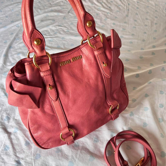 Authentic Pink Miu Miu Vitello Lux Bow Bag With Gold Hardware🍒❤️‍🔥