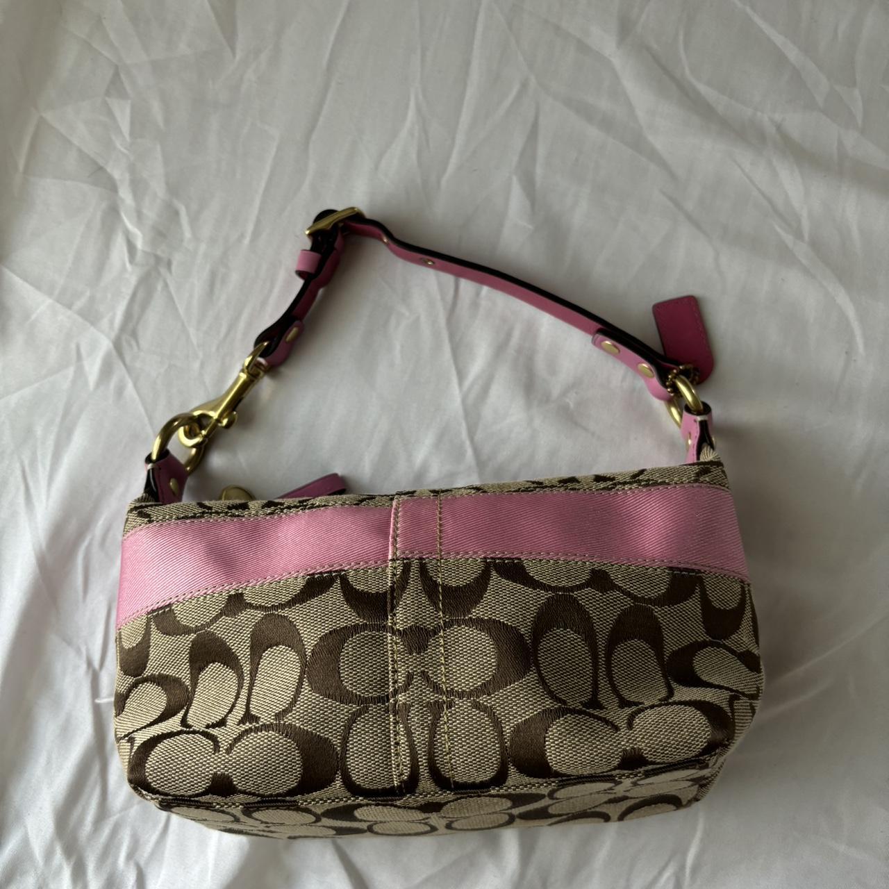Coach Pink Mini Demi🩷🍒